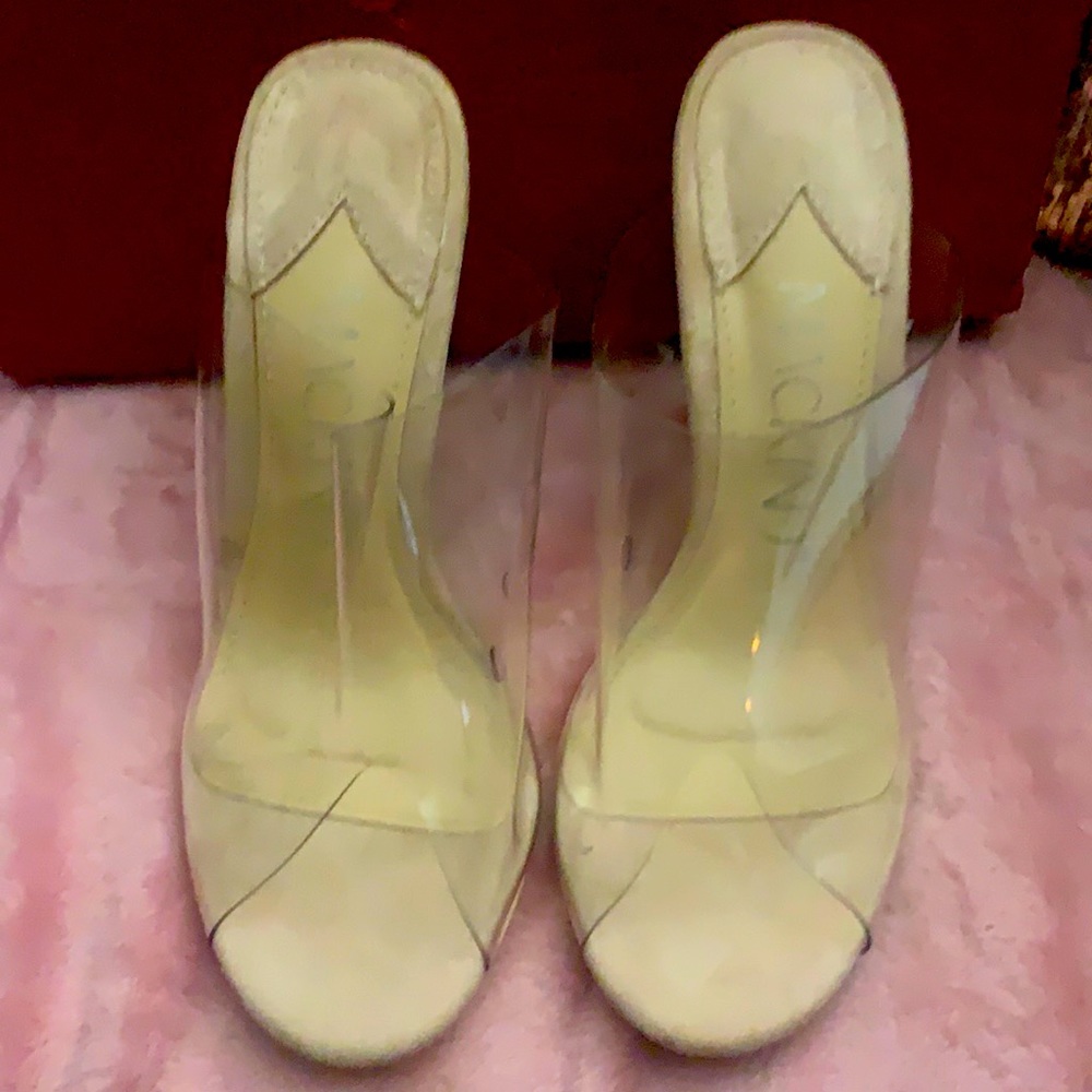 Mackin J  Transparent Size 7 Mule Wedge Open Toe Worn Once